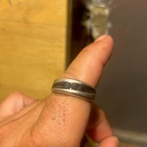 Size 11 men’s 925 1 carrot of black diamonds that are beautiful ring